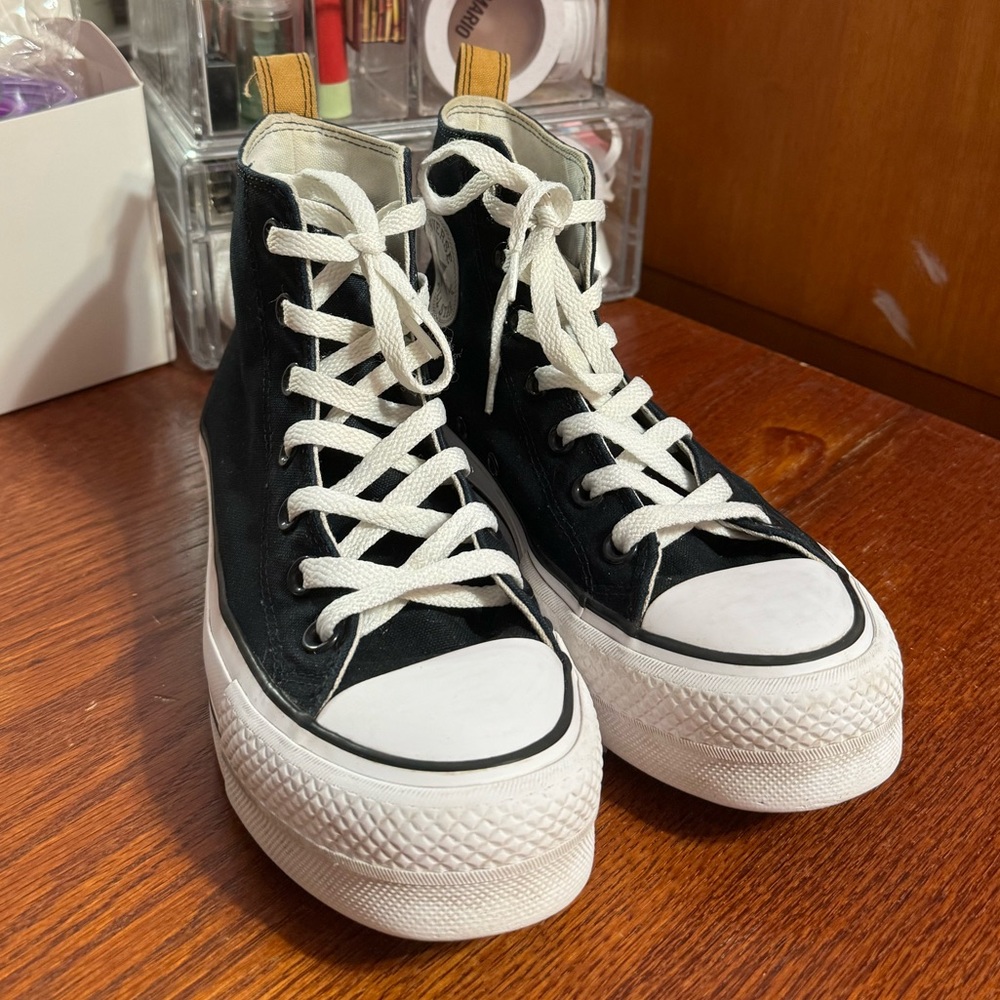 Purdue Btfu Custom Converse Size 7w Or 5m - image 3